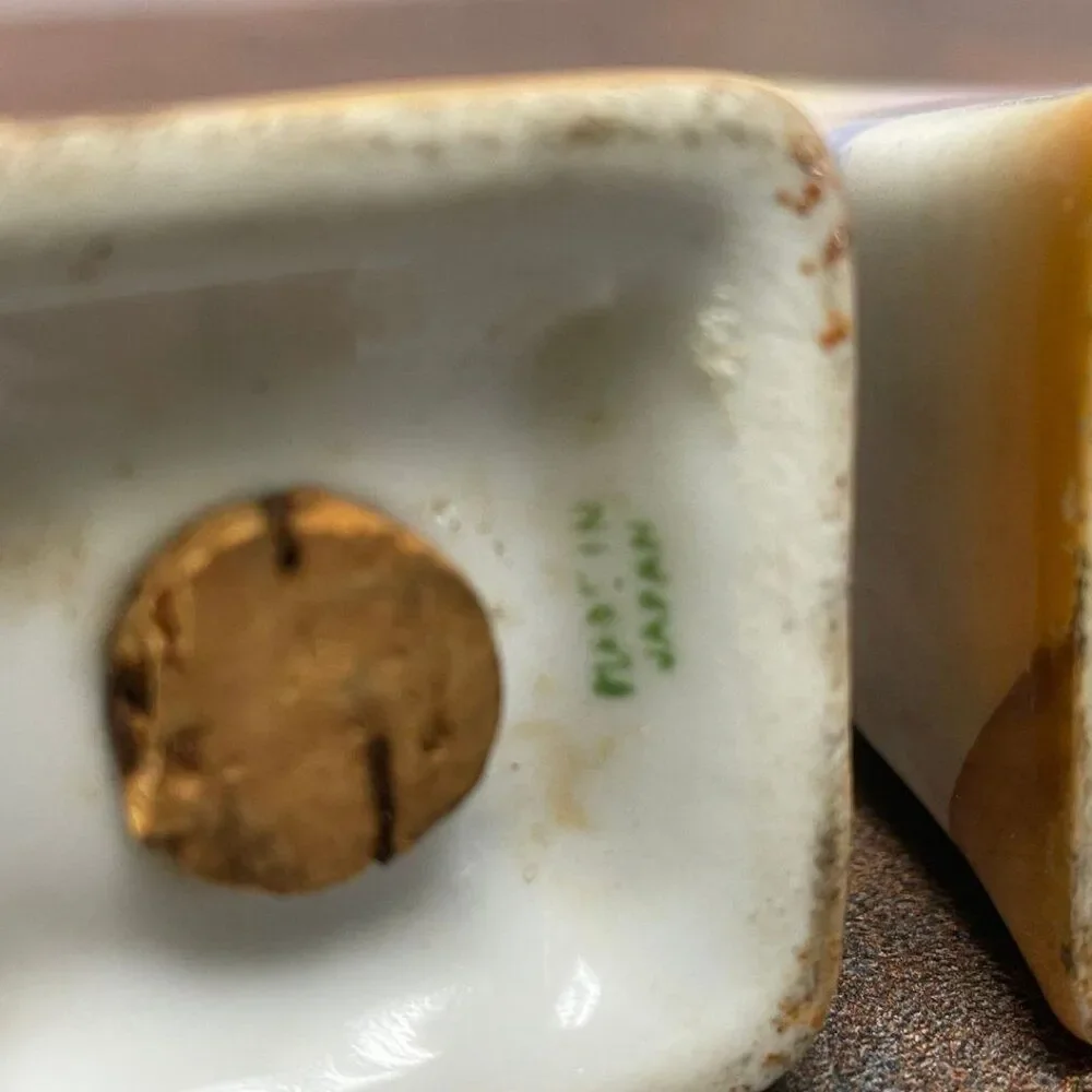 Vintage Windmill Salt & Pepper Shakers – Gold Leaf Tops, Porcelain 1940's